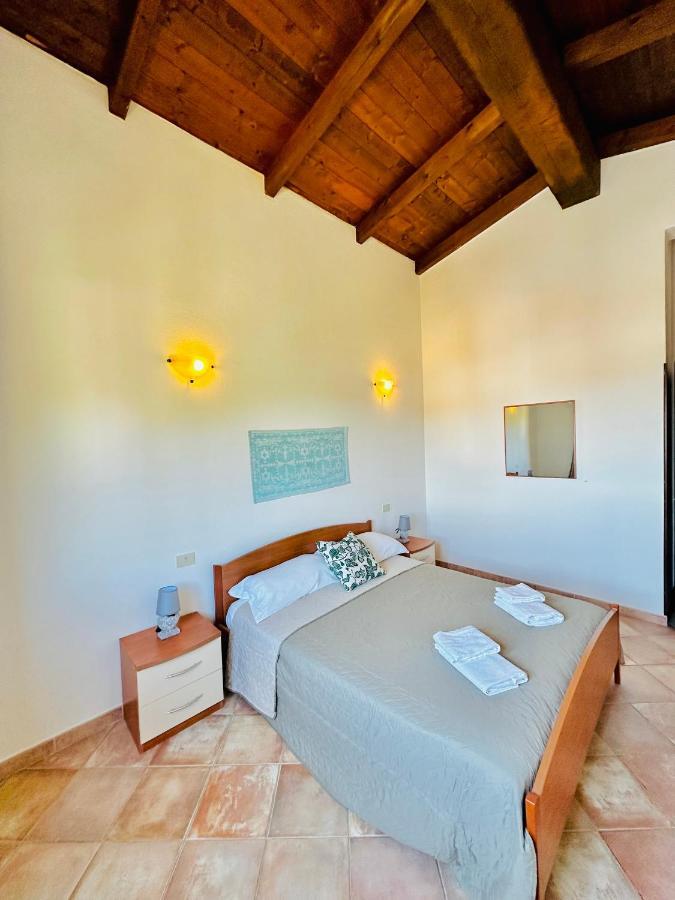 Villa Antonella Apartments Olbia Bagian luar foto